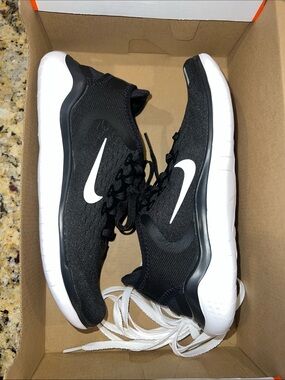 Nike Free RN 2018
Women's Running Shoes